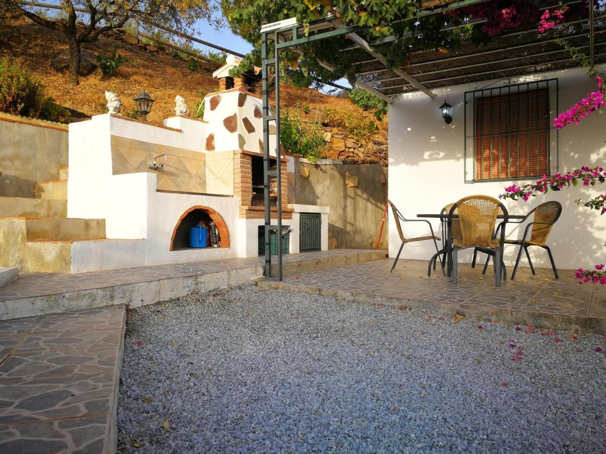 Casa Lola Villa Sayalonga Exteriör bild